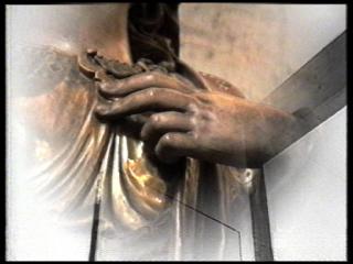 MYRIAM THYES „WER HAT MARIA ERMORDET?“ (1995), VIDEO STILL (DETAIL) © VG BILD-KUNST, BONN, 2018