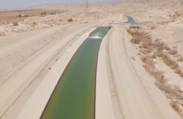 LUKAS MARXT „IMPERIAL VALLEY (CULTIVATED RUN-OFF)“ (2018), VIDEOSTILL © LUKAS MARXT, 2019